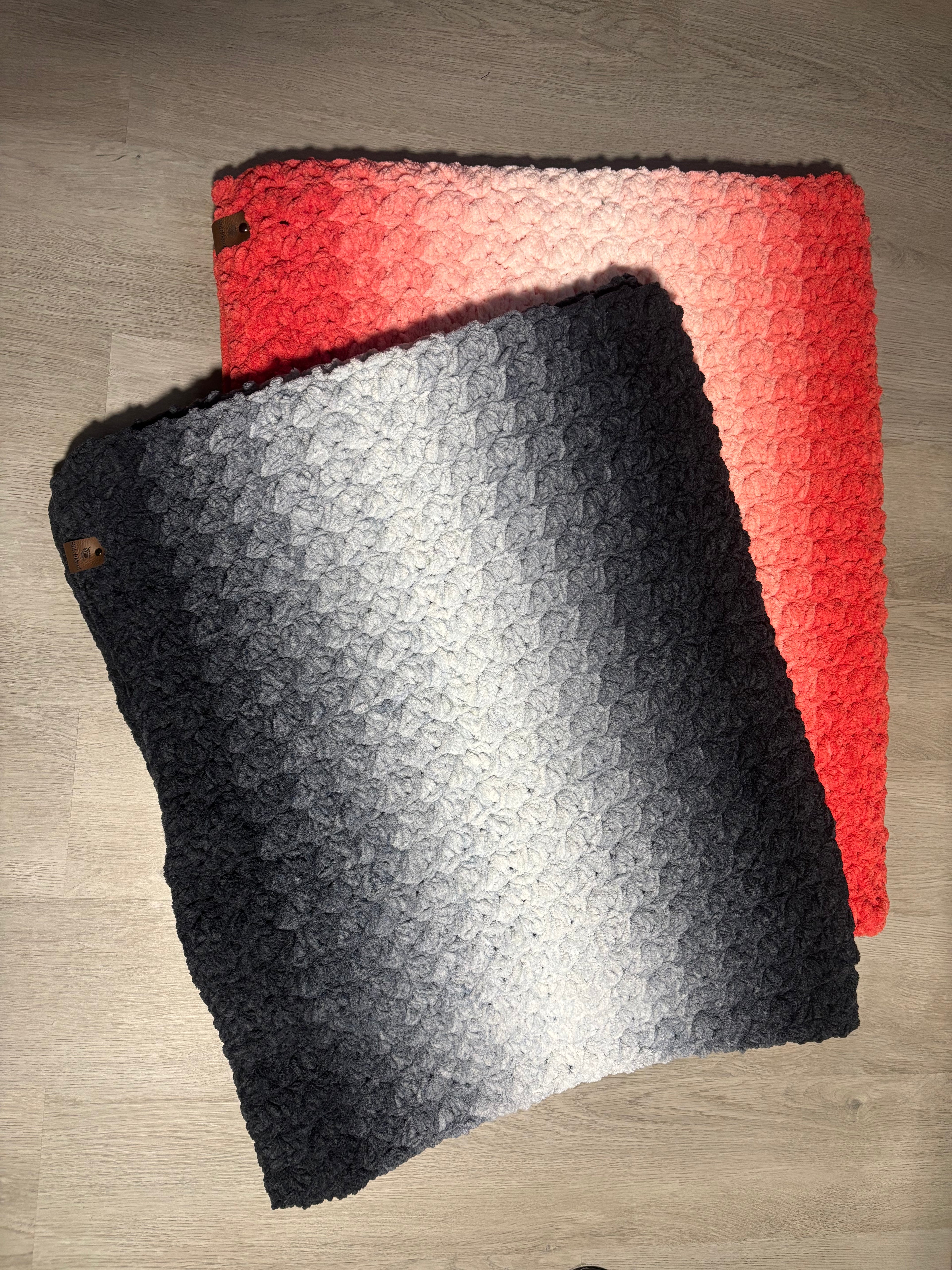 Phasing Throw Blanket